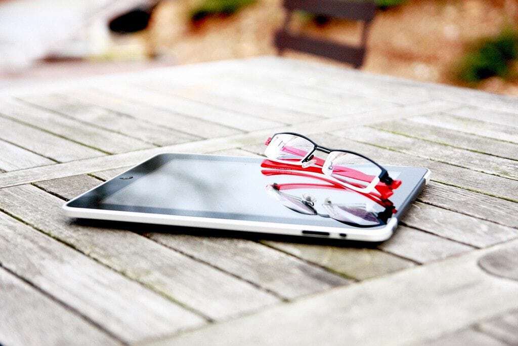 readability Photo by Sebastian Wiertz
