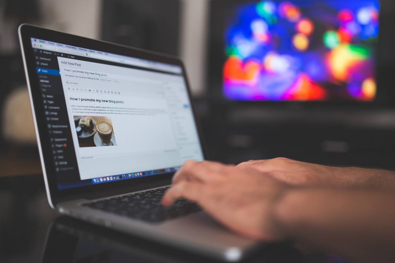 person blogging on their website person blogging on their website